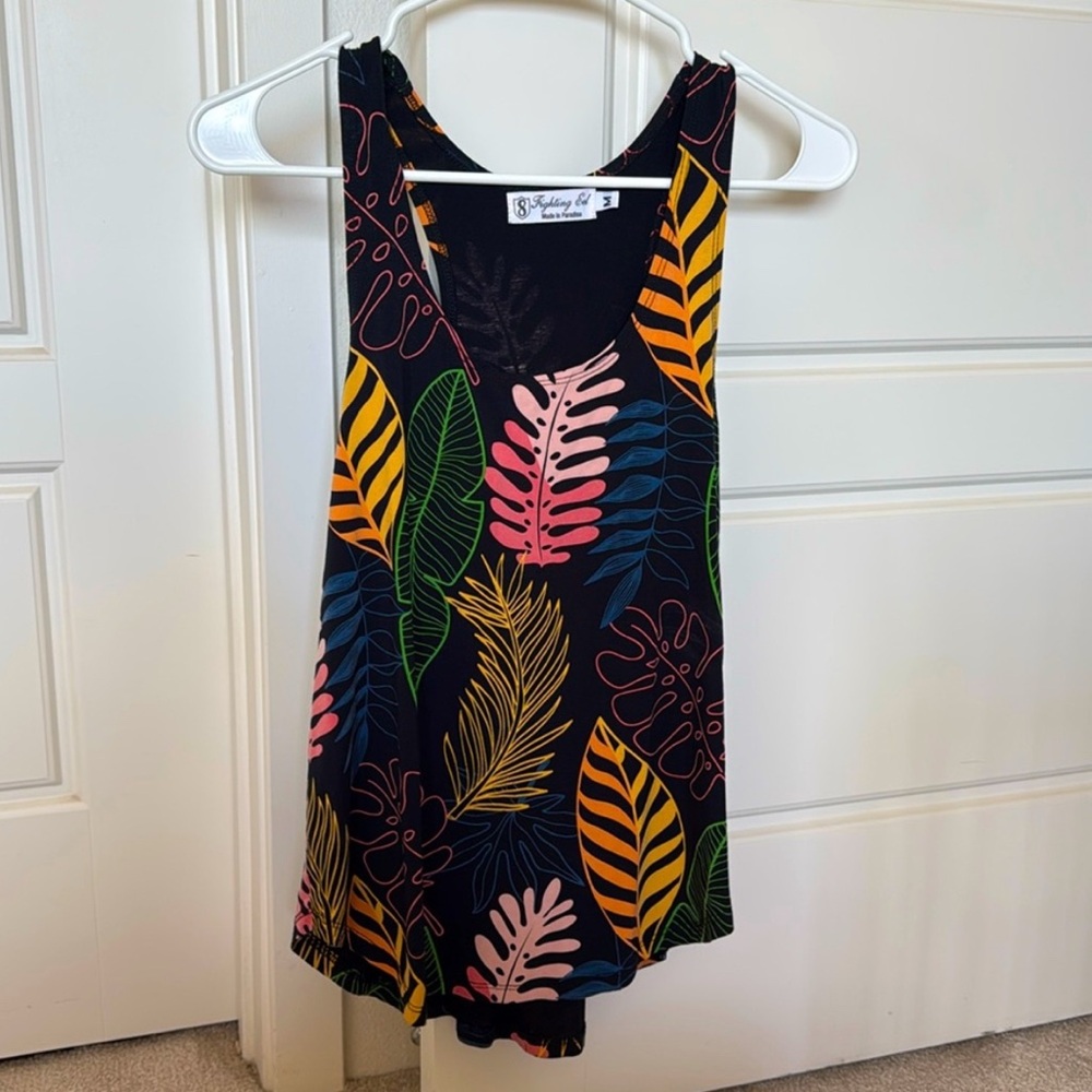 Fighting Eel Leaf Print Women's Tank Top